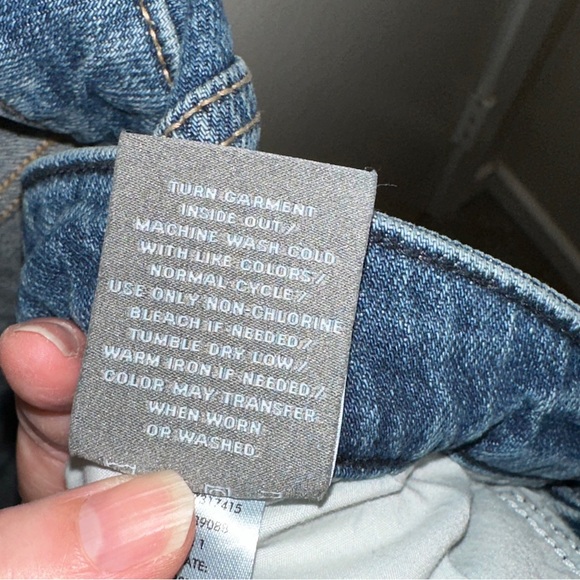 ♦️NWT♦️Crop Stovepipe Straight Classic Denim High-Rise Jean - Picture 4 of 5